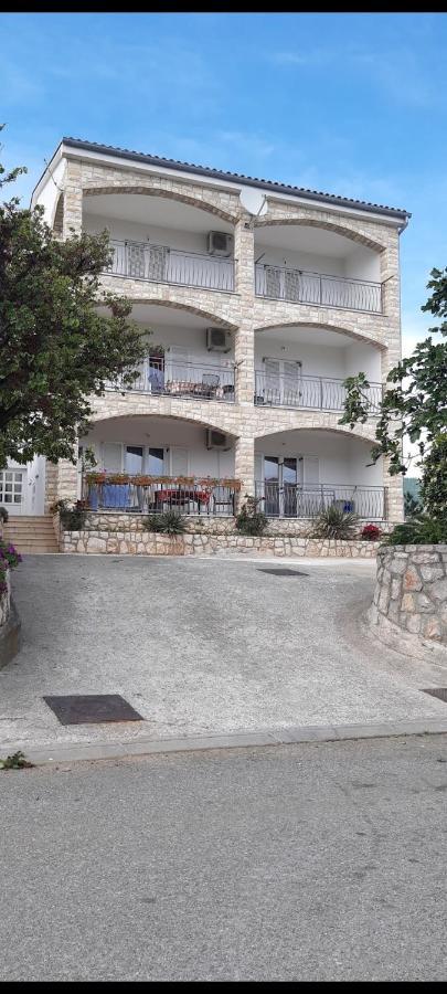 Apartmani Kevric Новий Винодольський Екстер'єр фото